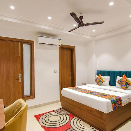 Fabhotel La Serene Bnb- Ashok Vihar Nova Deli Exterior foto