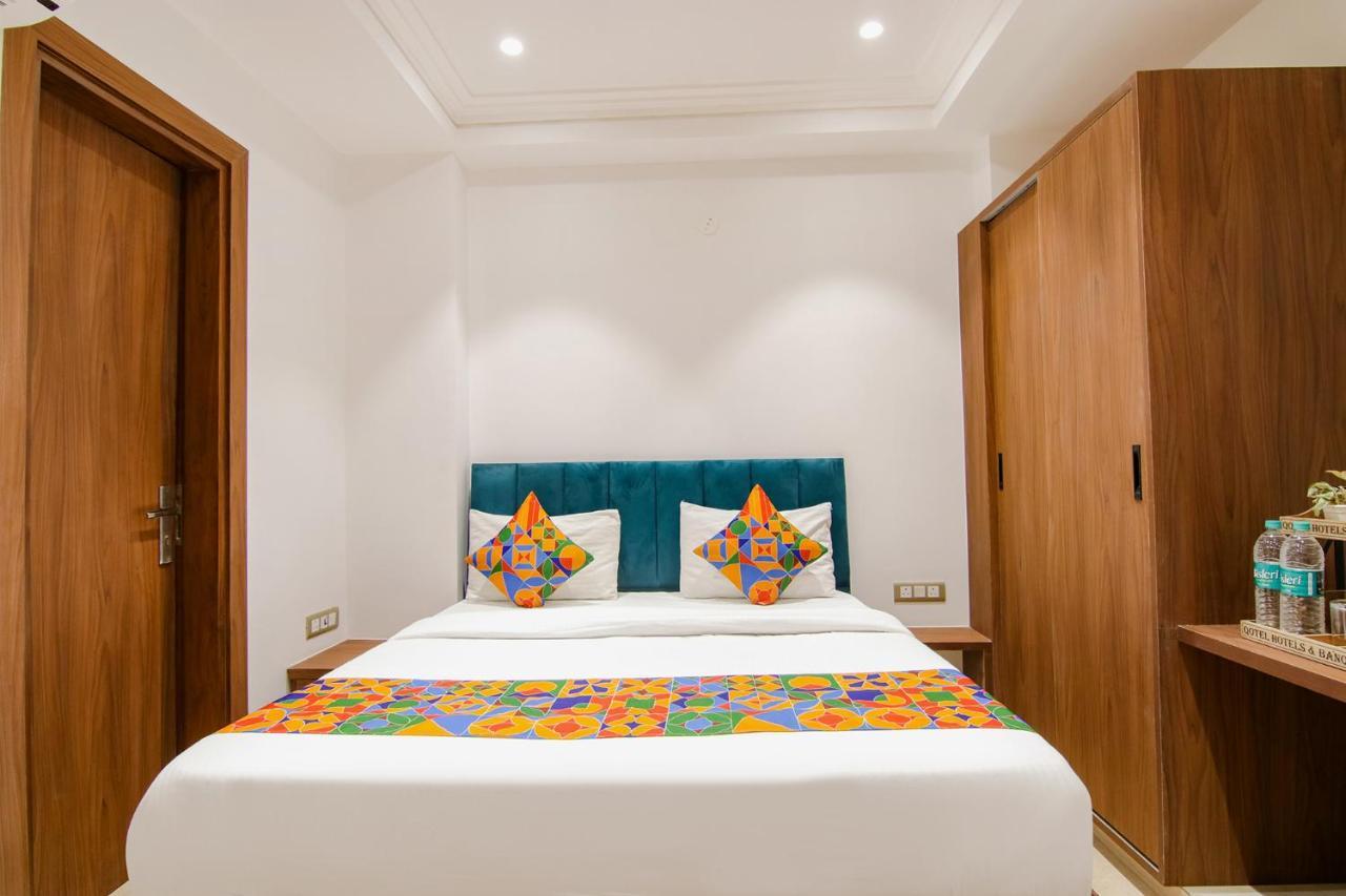Fabhotel La Serene Bnb- Ashok Vihar Nova Deli Exterior foto