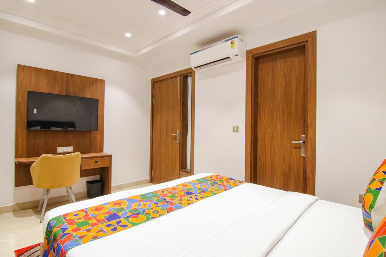 Fabhotel La Serene Bnb- Ashok Vihar Nova Deli Exterior foto
